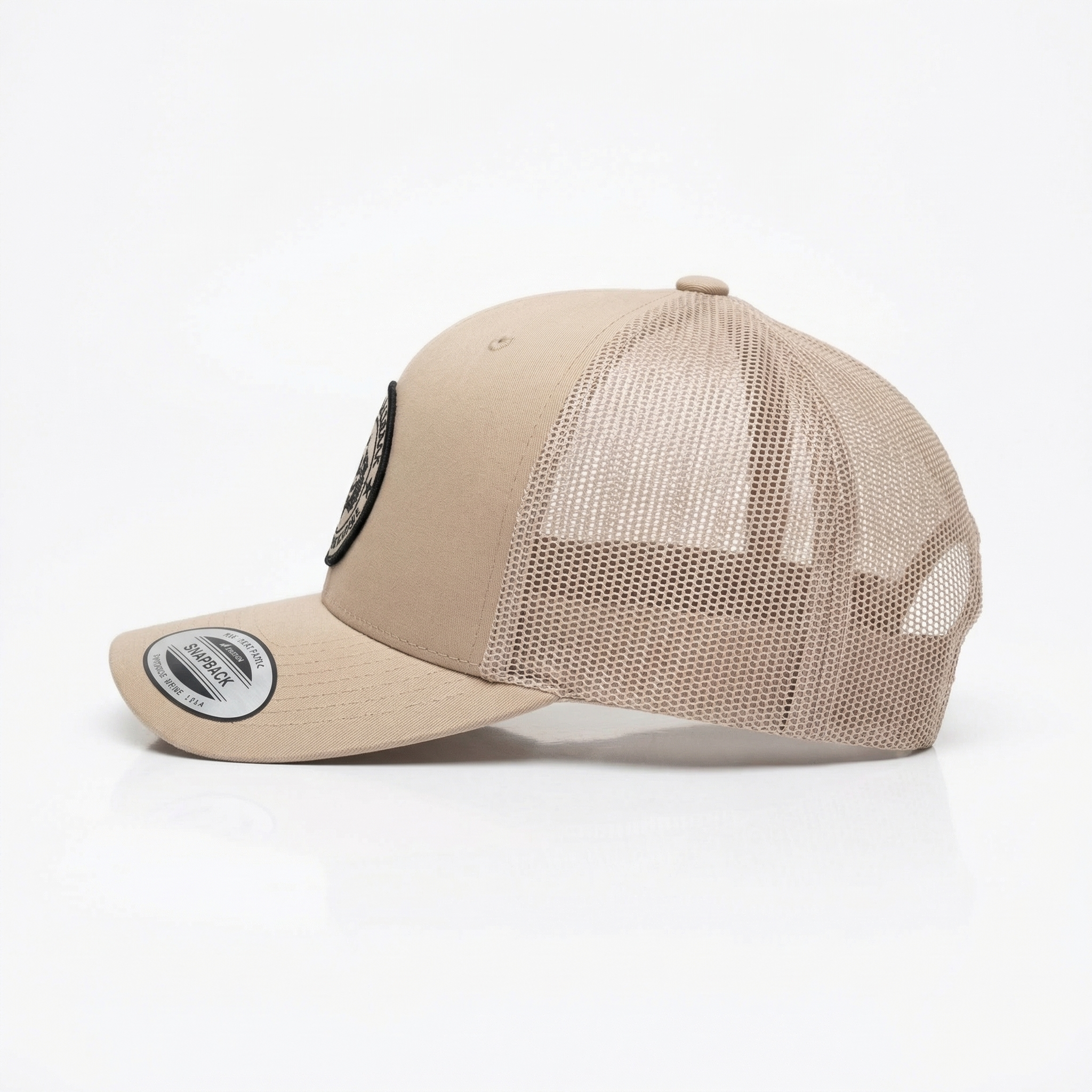 Casquette Trucker Filet Légendaire sable — La version estivale du rugby streetwear | Cent Vingt Trois
