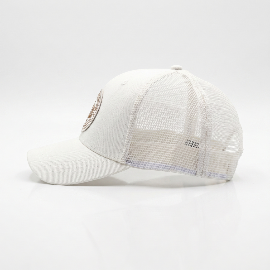 Casquette Trucker Légendaire Ivoire & Doré — Le rugby avec du panache | Cent Vingt Trois