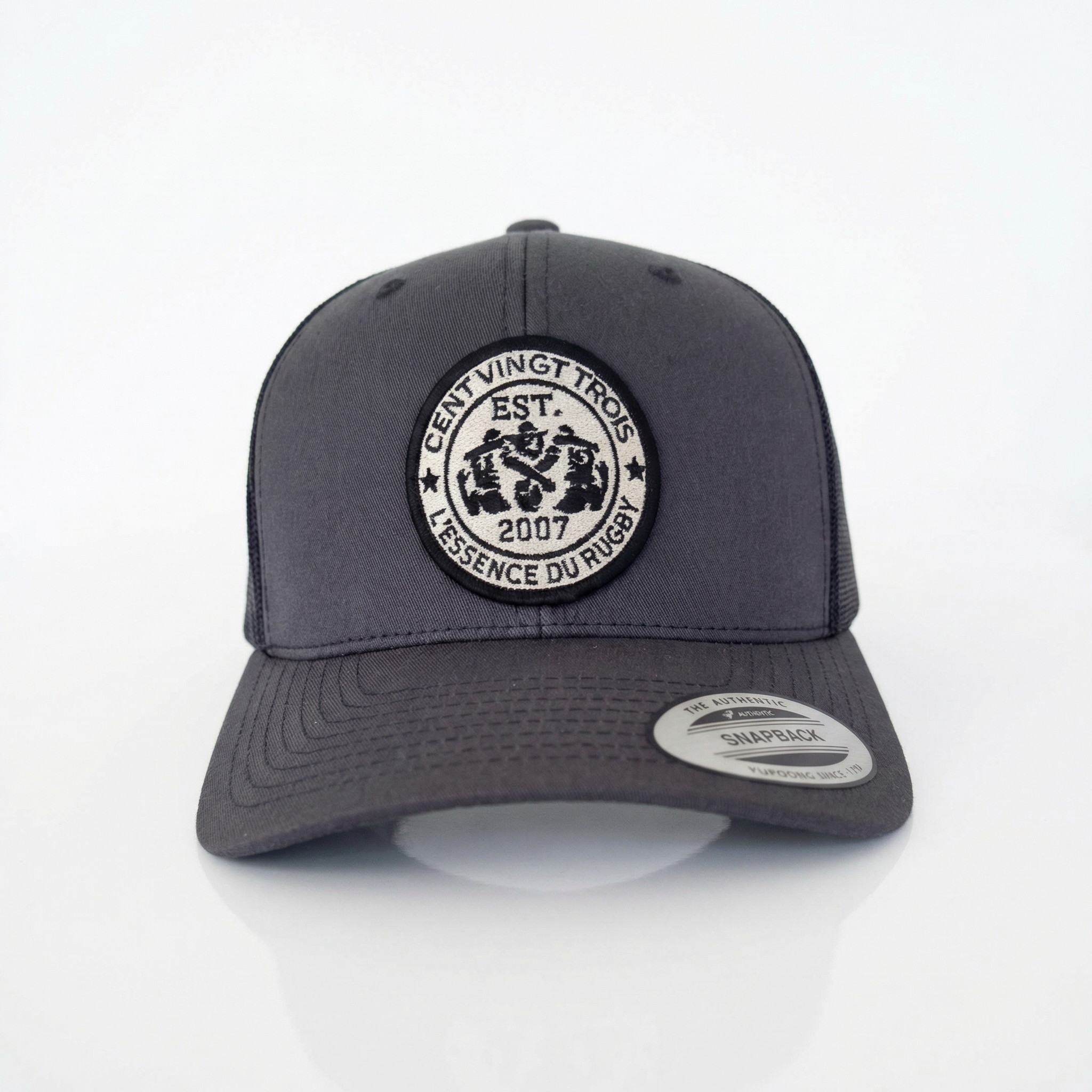 Casquette Trucker Légendaire Gris Foncé — L'accessoire discret qui en dit long | Cent Vingt Trois