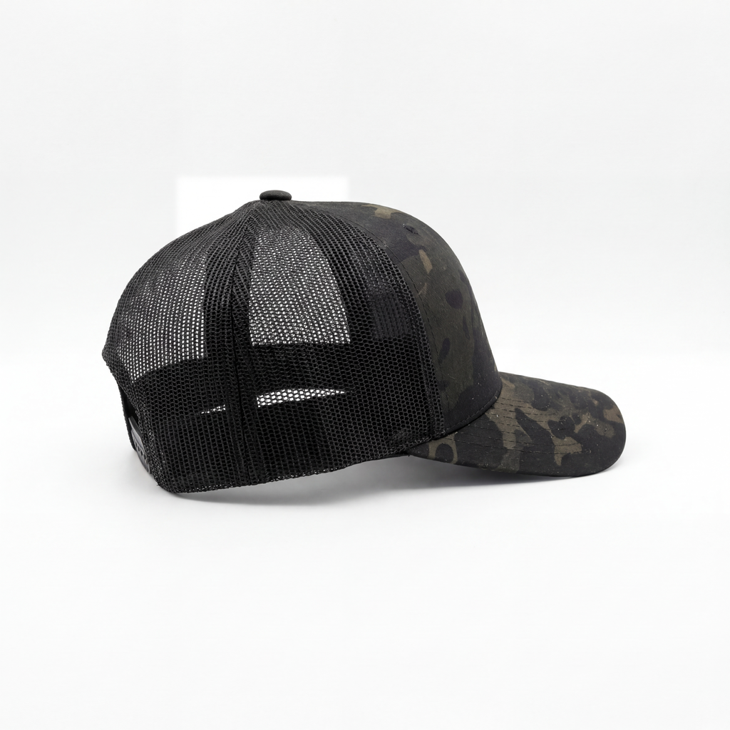 Casquette Trucker Signature Camouflage — Se fondre dans la mêlée | Cent Vingt Trois